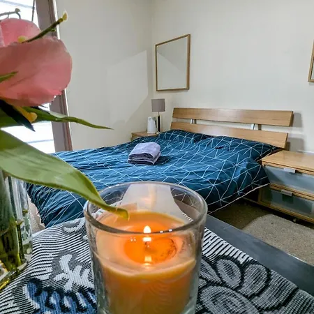 Cozy Bedroom In Birmingham City Centre Exterior photo